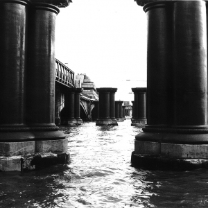 Blackfriars railway bridge. Sept. 1987